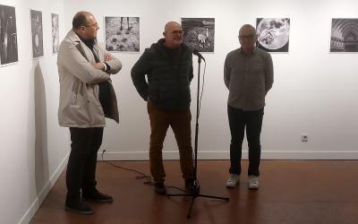 Inauguració de l'exposició "Rebel·lió a taula" a la sala d'exposicions del C.C. Cal